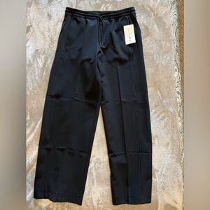 NWT black Athleta pants! Size M